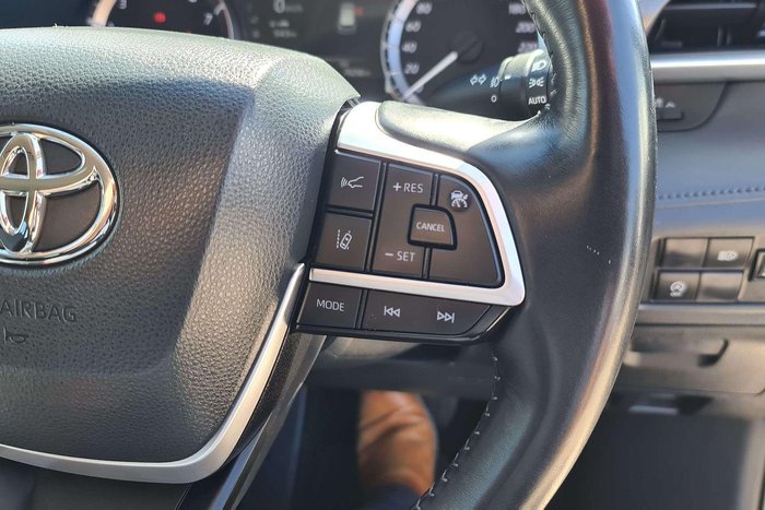 2023 Toyota Kluger GX