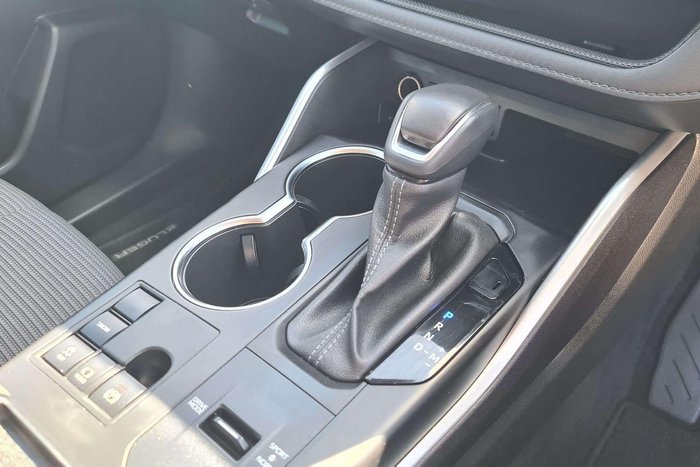 2023 Toyota Kluger GX