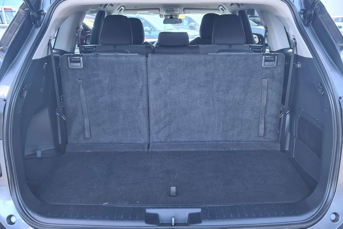 2023 Toyota Kluger GX