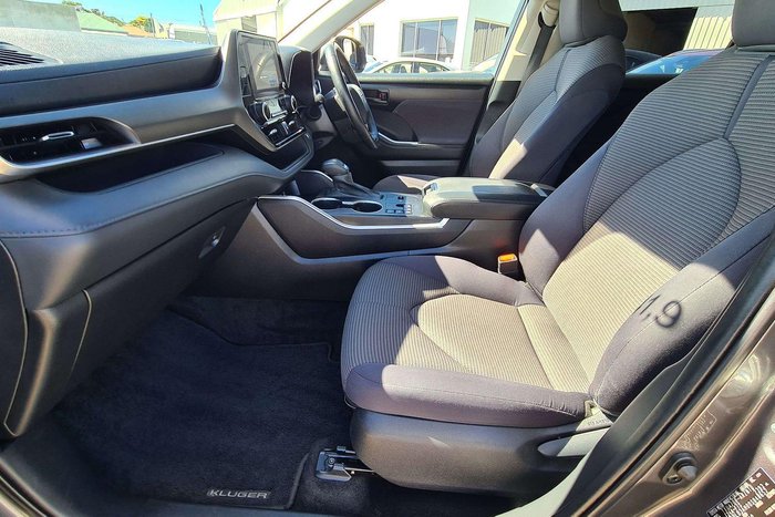 2023 Toyota Kluger GX