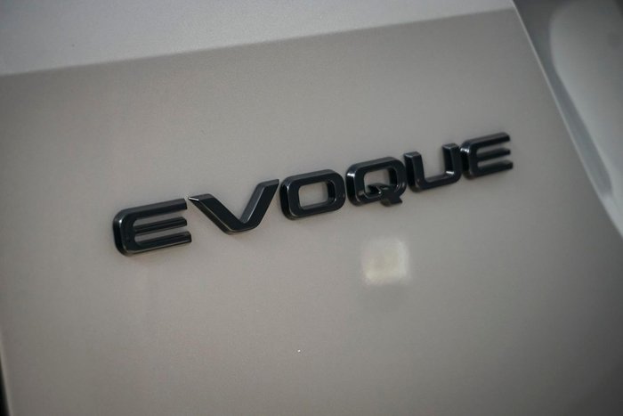 2025 Land Rover Range Rover Evoque P250 Dynamic SE