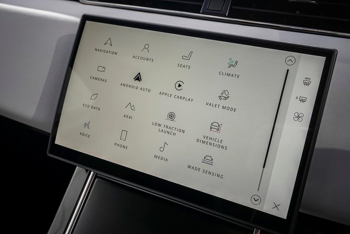 2025 Land Rover Range Rover Evoque P250 Dynamic SE
