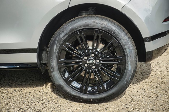 2025 Land Rover Range Rover Evoque P250 Dynamic SE