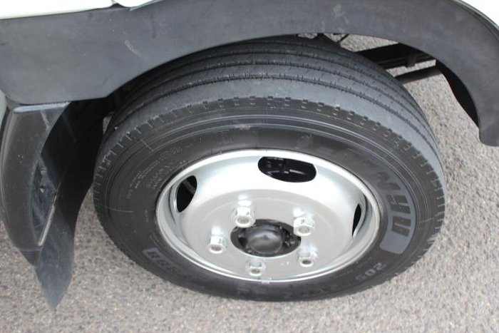 2001 Hino Dutro 3 WHITE