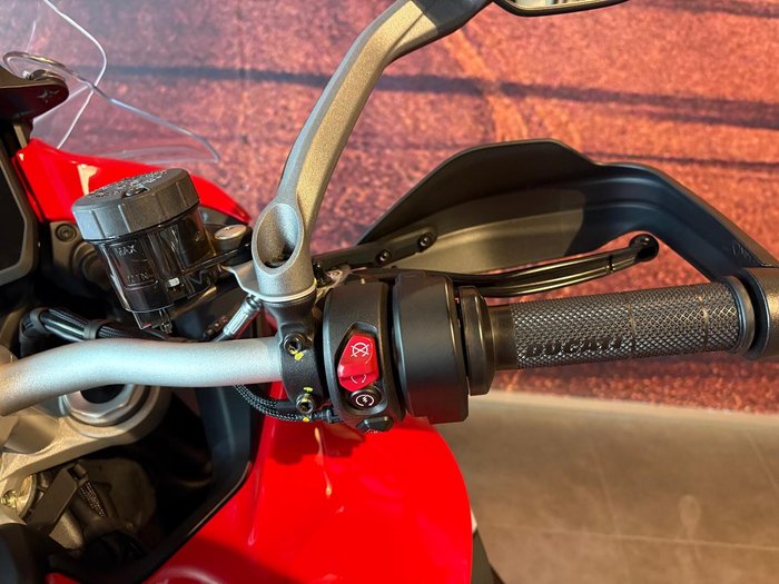 2022 Ducati Multistrada V4S Multistrada Red