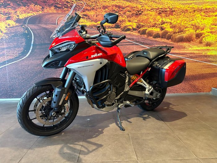 2022 Ducati Multistrada V4S Multistrada Red