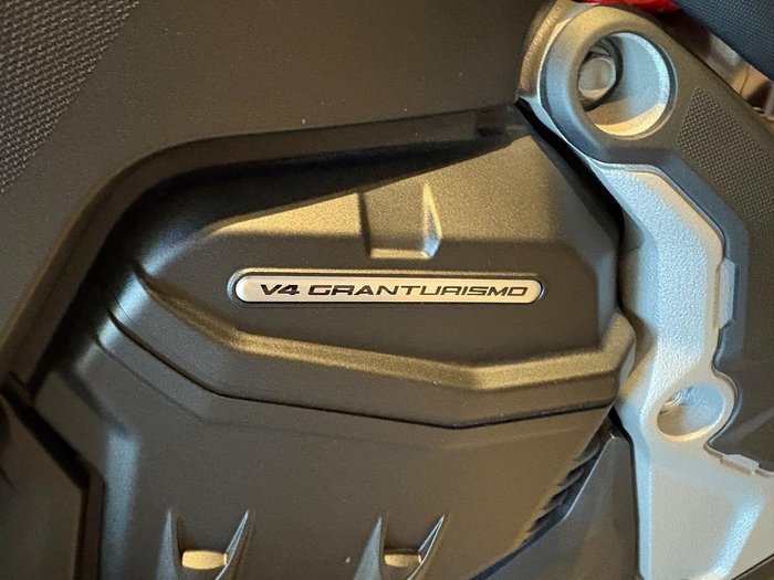 2022 Ducati Multistrada V4S Multistrada Red