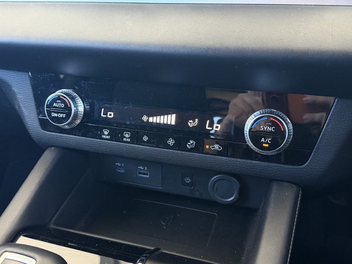 2021 Mitsubishi Outlander LS