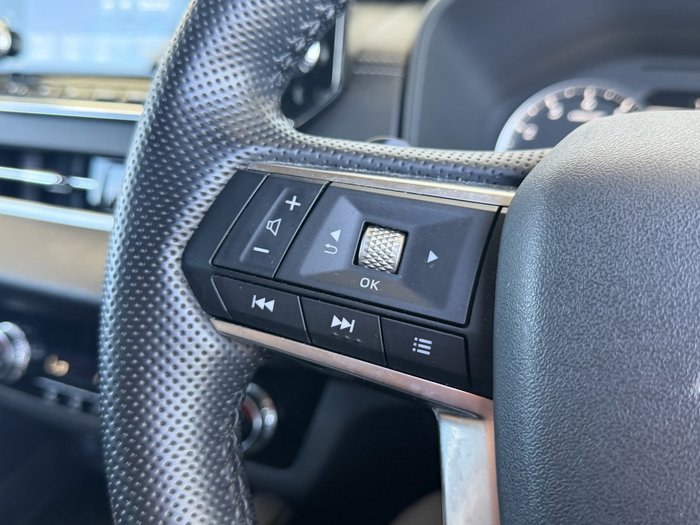 2021 Mitsubishi Outlander LS