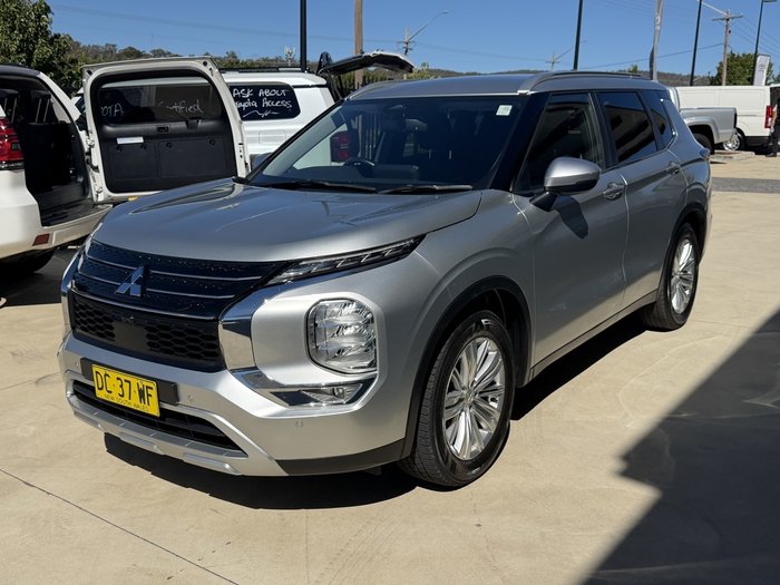 2021 Mitsubishi Outlander LS