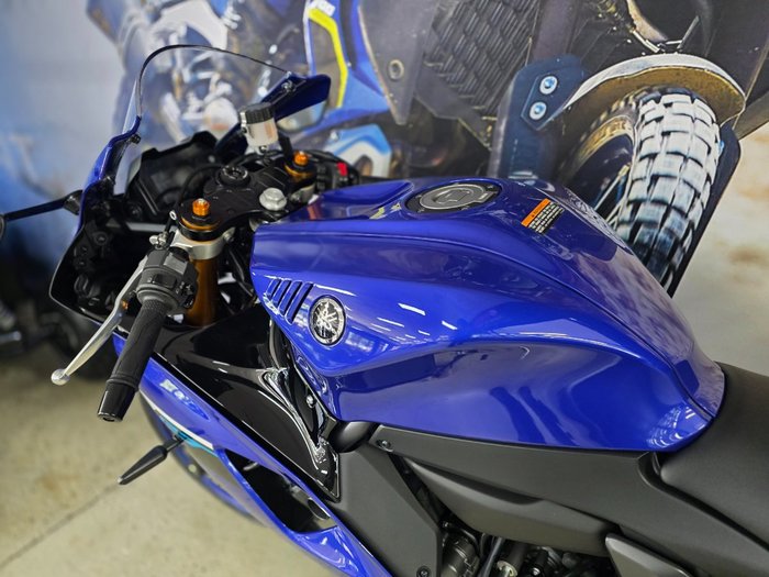 2025 Yamaha YZF-R7LA BLUE
