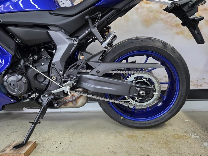 2025 Yamaha YZF-R7LA BLUE