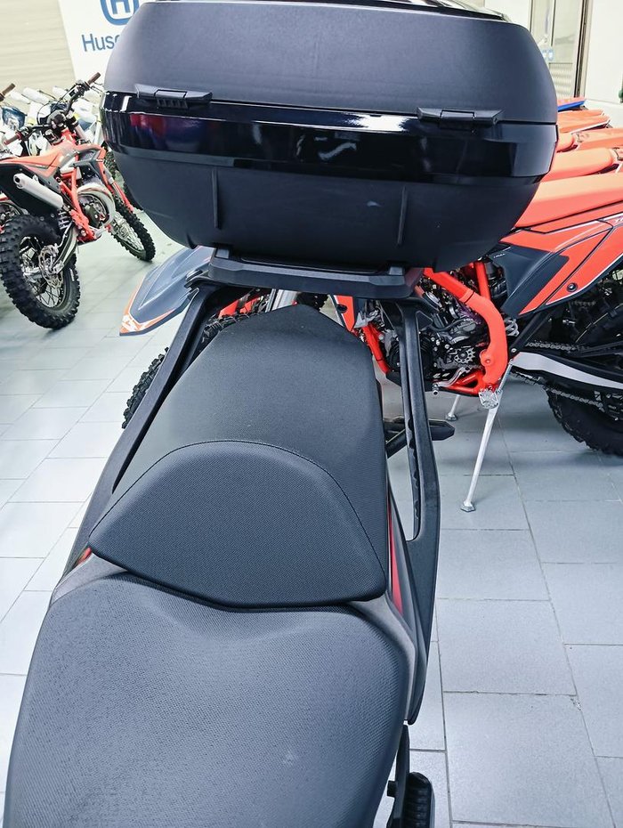 2022 Kawasaki Ninja 1000SX Ninja Black