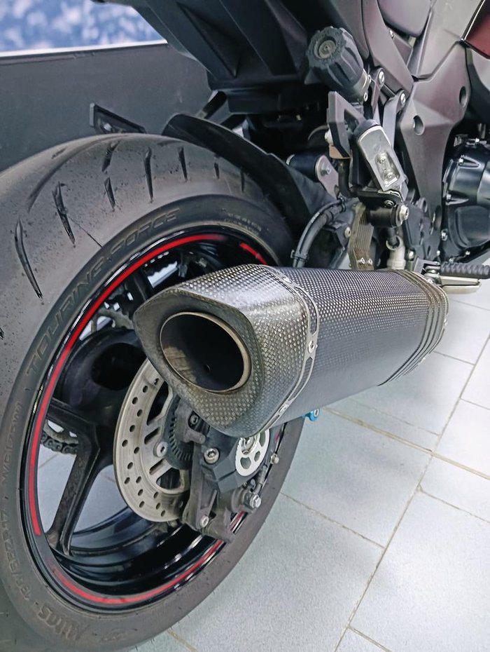 2022 Kawasaki Ninja 1000SX Ninja Black