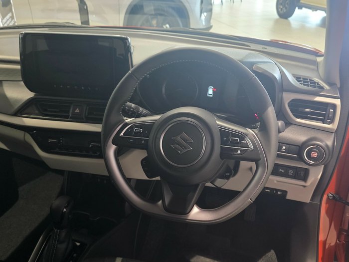 2025 Suzuki Swift Hybrid Plus