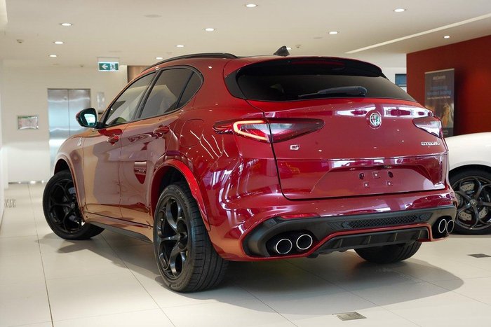 2019 Alfa Romeo Stelvio Quadrifoglio