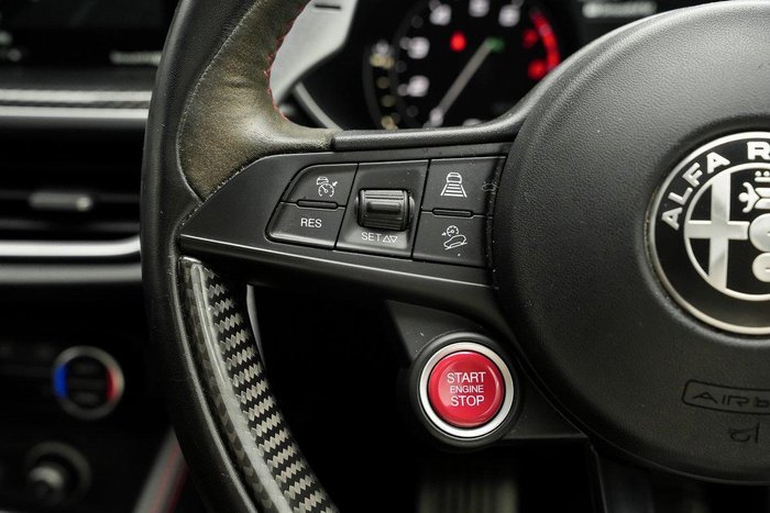 2019 Alfa Romeo Stelvio Quadrifoglio