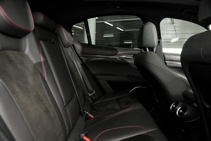 2019 Alfa Romeo Stelvio Quadrifoglio