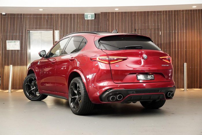2019 Alfa Romeo Stelvio Quadrifoglio