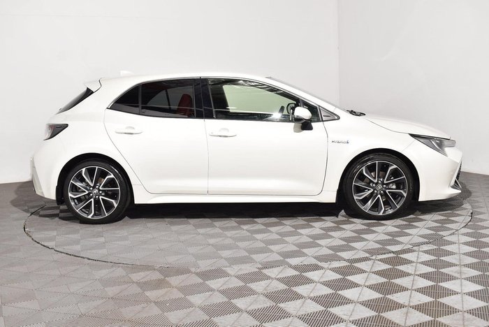 2019 Toyota Corolla ZR Hybrid