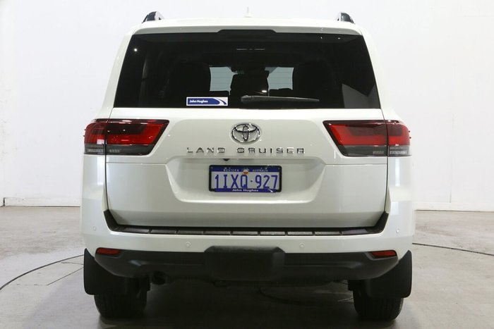 2024 Toyota Landcruiser VX