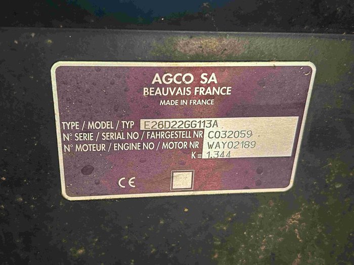 2012 Massey Ferguson 5740 Dyna-4 RED