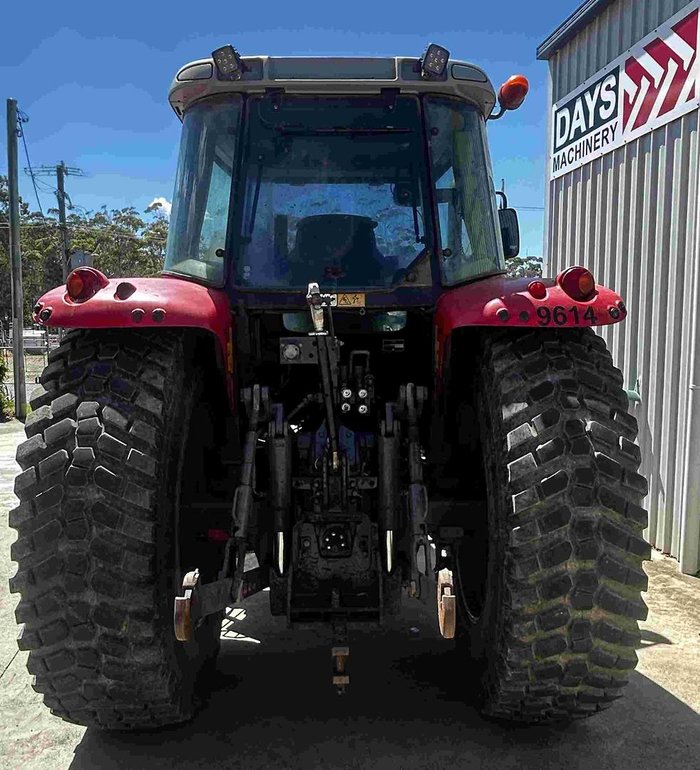 2012 Massey Ferguson 5740 Dyna-4 RED