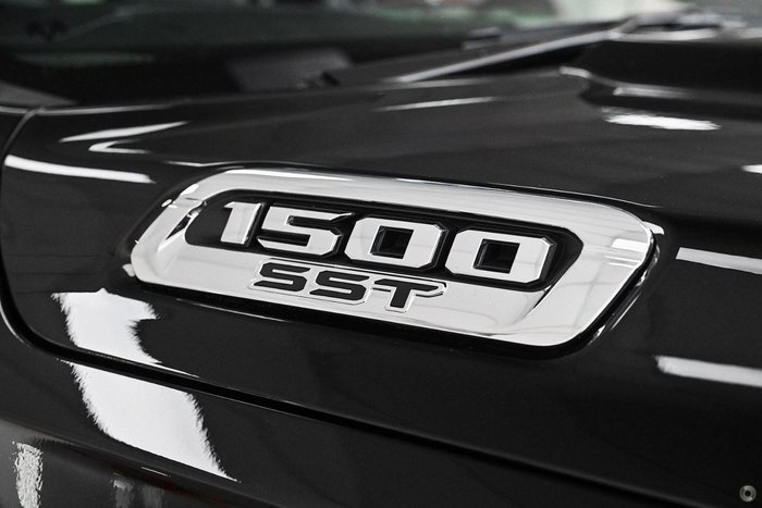 2025 RAM 1500 Laramie Sport Hurricane SO RamBox