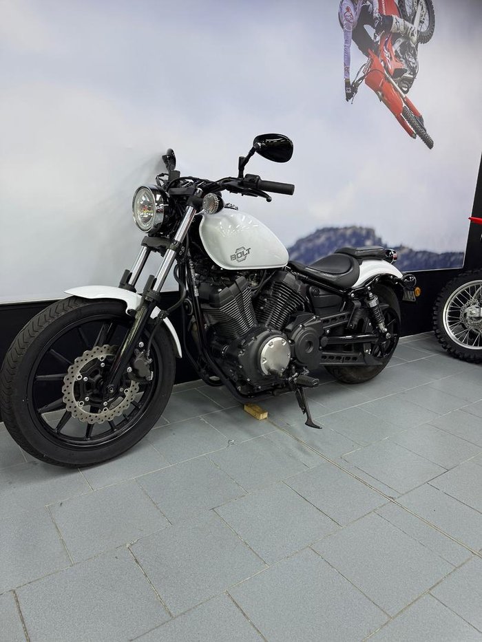 2013 Yamaha Bolt (XVS950CU) Bolt White