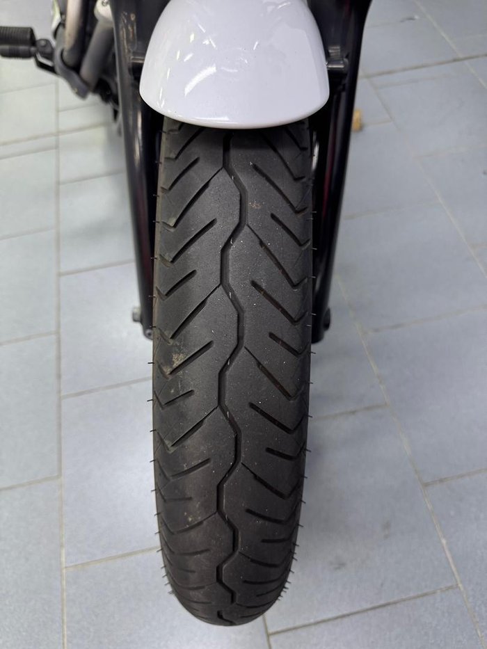 2013 Yamaha Bolt (XVS950CU) Bolt White