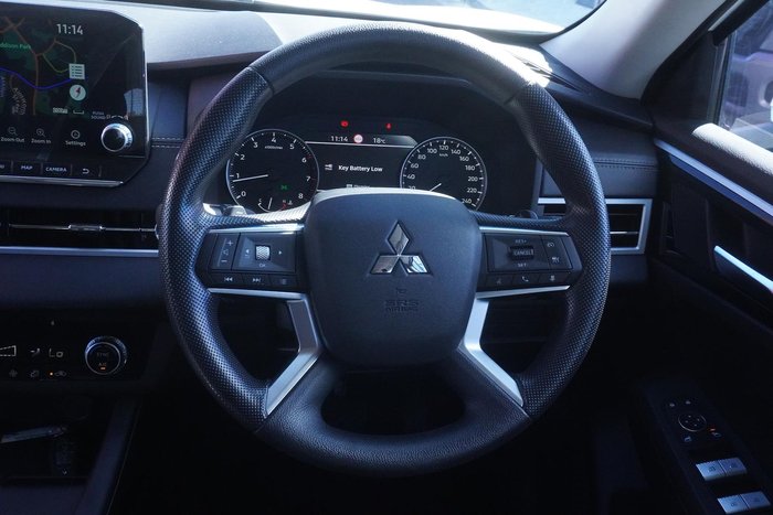 2022 Mitsubishi Outlander ES