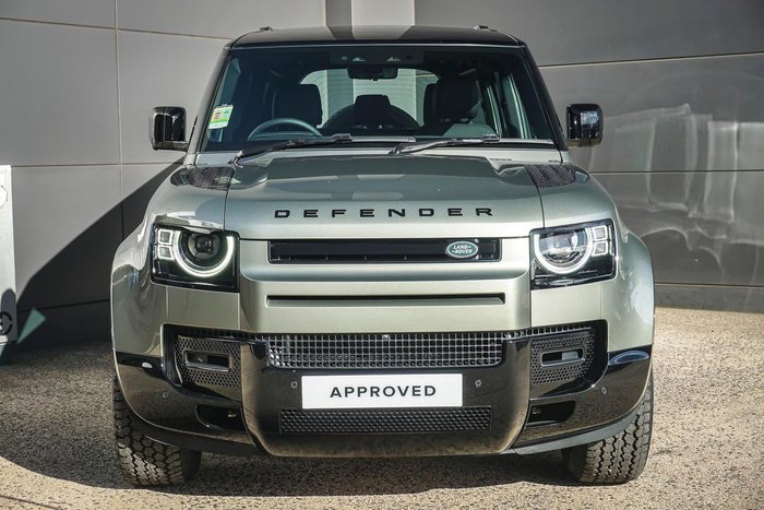 2025 Land Rover Defender 110 D350 X-Dynamic SE