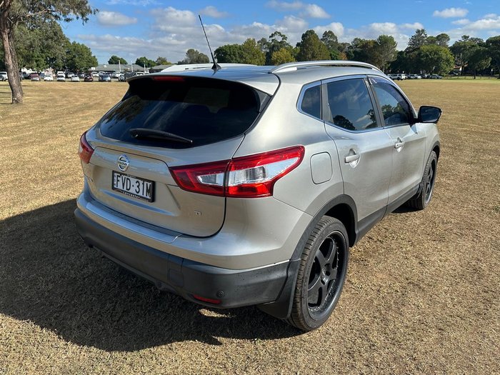 2016 Nissan QASHQAI Ti