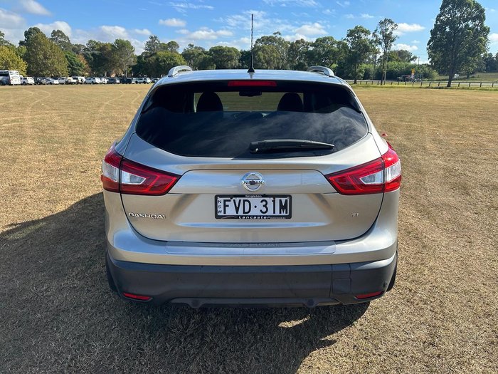 2016 Nissan QASHQAI Ti
