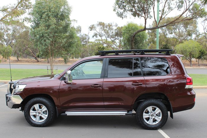 2017 Toyota Landcruiser GXL