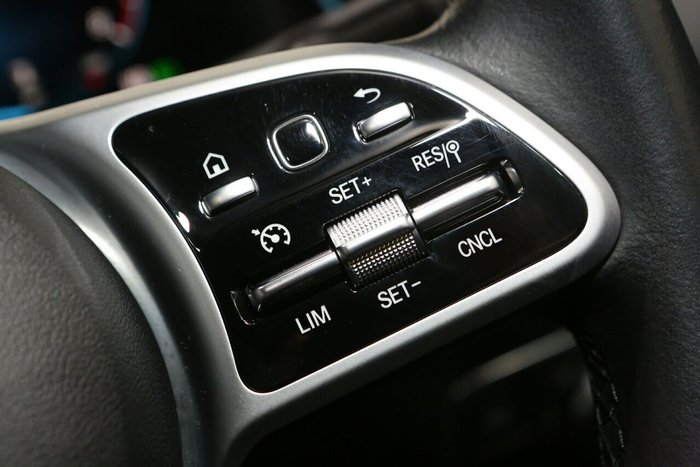 2022 Mercedes-Benz GLB-Class GLB200