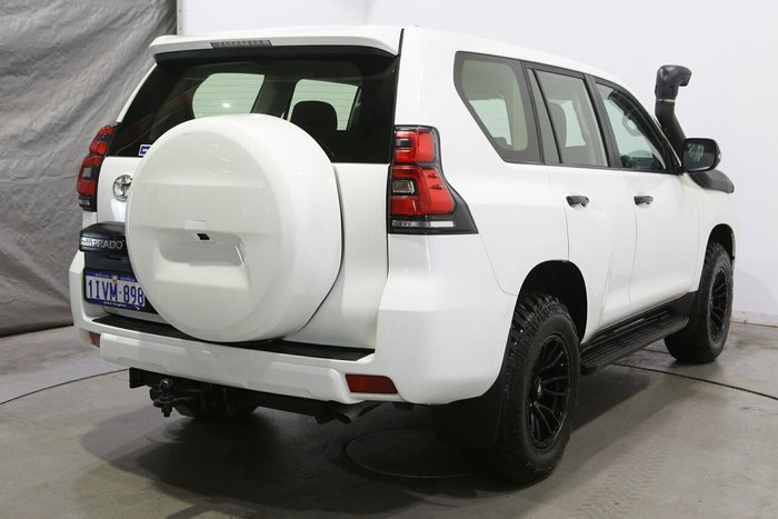 2022 Toyota Landcruiser Prado GX