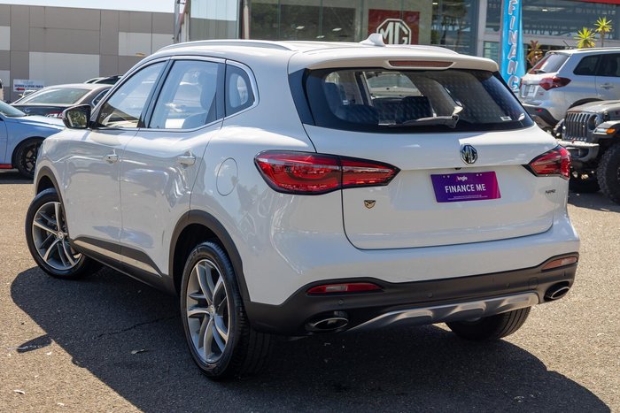 2024 MG HS Excite