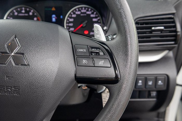 2024 Mitsubishi Eclipse Cross ES