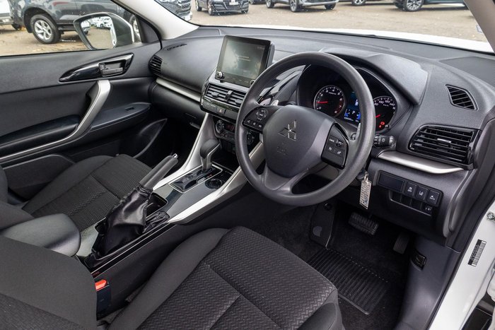 2024 Mitsubishi Eclipse Cross ES