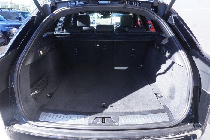 2024 Land Rover Range Rover Velar P250 Dynamic SE