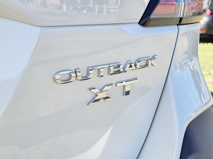 2025 Subaru Outback AWD Touring XT
