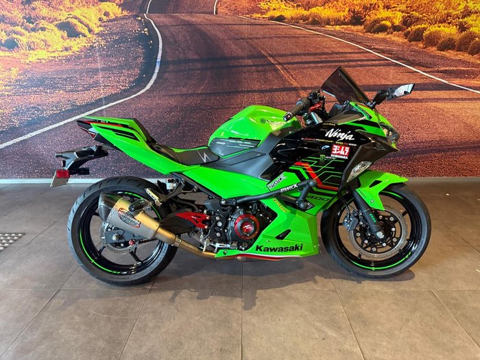 2023 Kawasaki Ninja 400 Special Edition (EX400G) Ninja Green