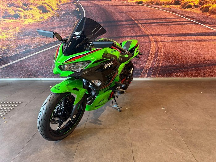 2023 Kawasaki Ninja 400 Special Edition (EX400G) Ninja Green