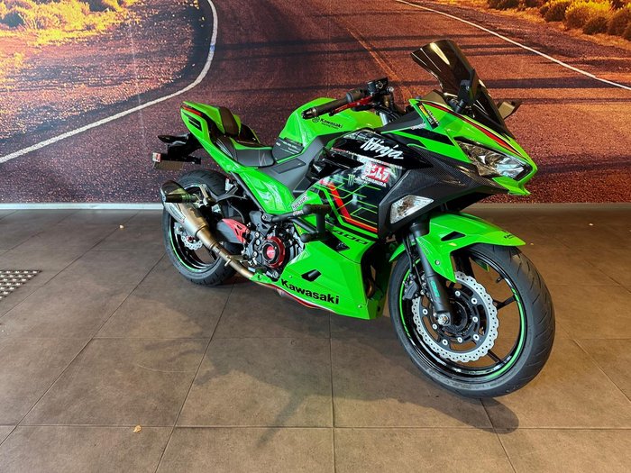 2023 Kawasaki Ninja 400 Special Edition (EX400G) Ninja Green