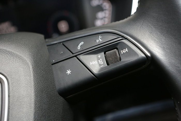 2023 Audi Q3 35 TFSI S line