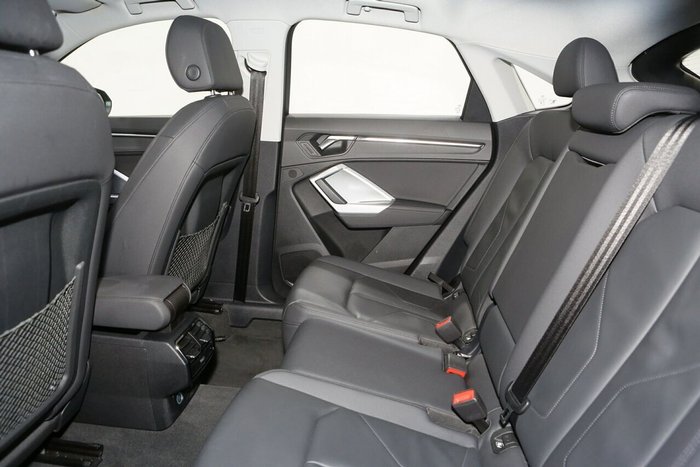 2023 Audi Q3 35 TFSI S line