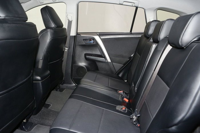 2017 Toyota RAV4 GXL