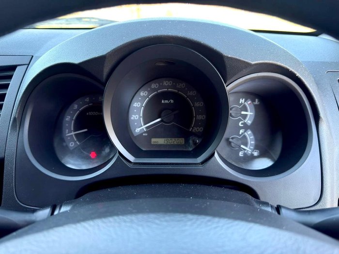 2009 Toyota Hilux SR KUN26R MY09 4X4 Glacier White