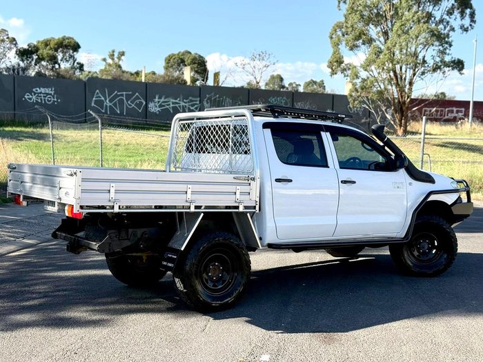 2009 Toyota Hilux SR KUN26R MY09 4X4 Glacier White